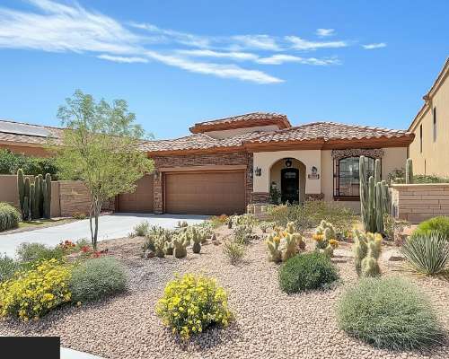 Landscape Curbing Ideas with Rock and Gravel in Las Vegas